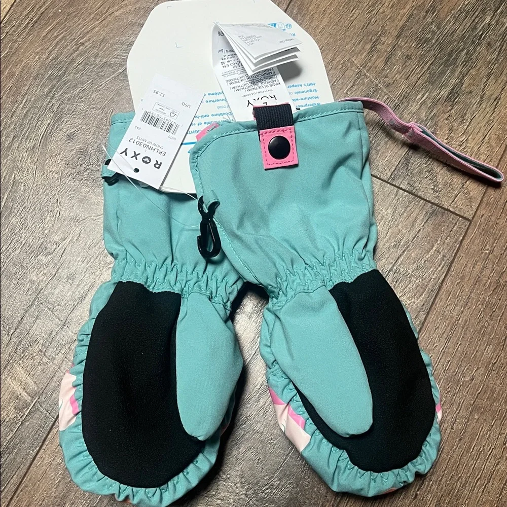 NWT Roxy Girls Snow Mitts